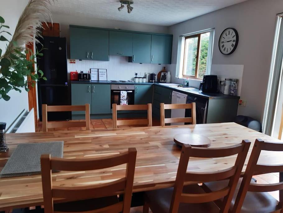 Whitepark Cottage - Your Home Away From Home Ballycastle Exteriör bild